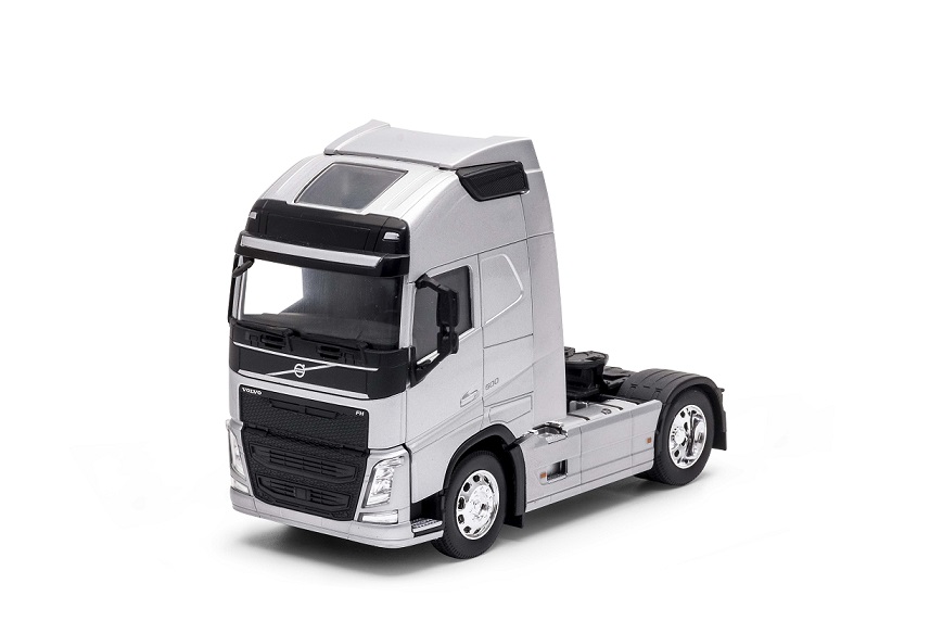 Tracteur Welly VOLVO FH  silver