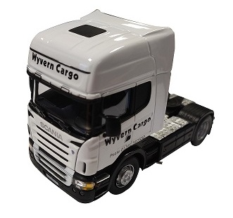 Tracteur CARARAMA  SCANIA  blanc Wyvern Cargo 1/50&egrave;me