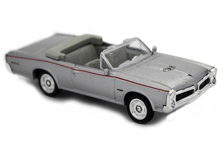 Voiture americaine Pontiac GTO 1966 grise interieur gris 1/43&egrave;me