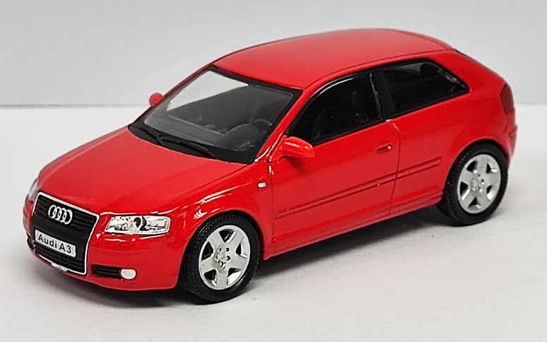 AUDI A3 ROUGE CARARAMA 1/43&egrave;me